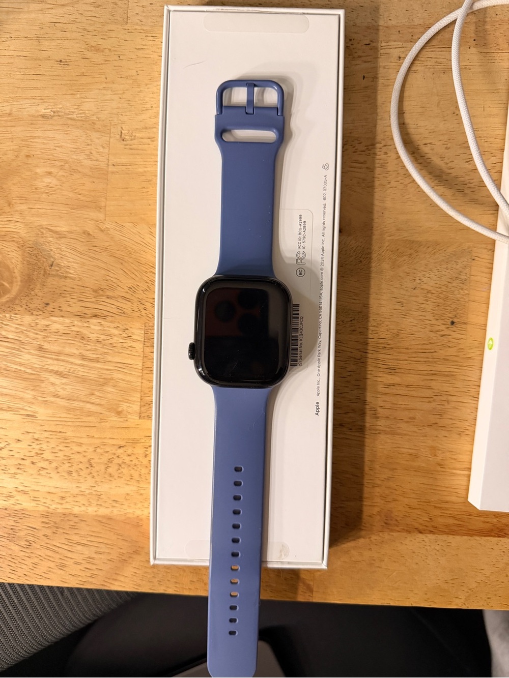 Apple Watch series 10, 46mm - Picture 2 of 5